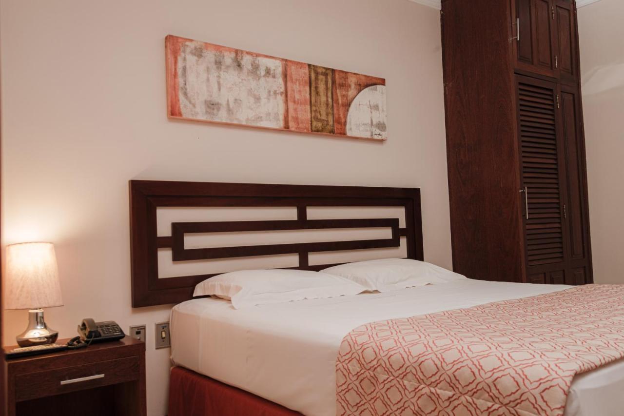 Mara Turismo Hotel Catalão Esterno foto